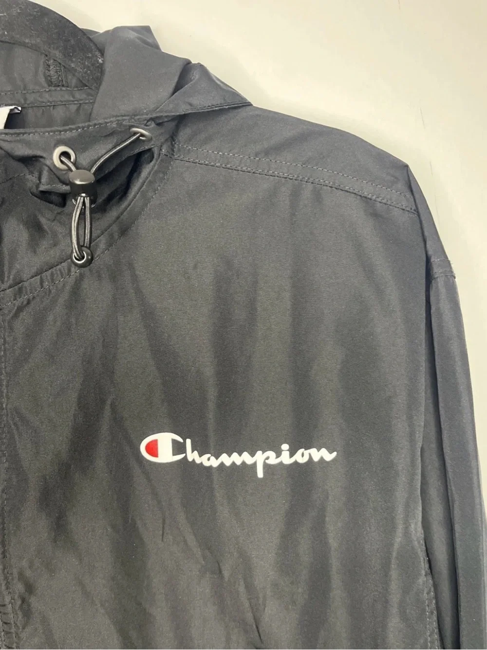 Champion Men’s Black Stadium Packable Hooded Pullover Windbreaker Jacket Size M
